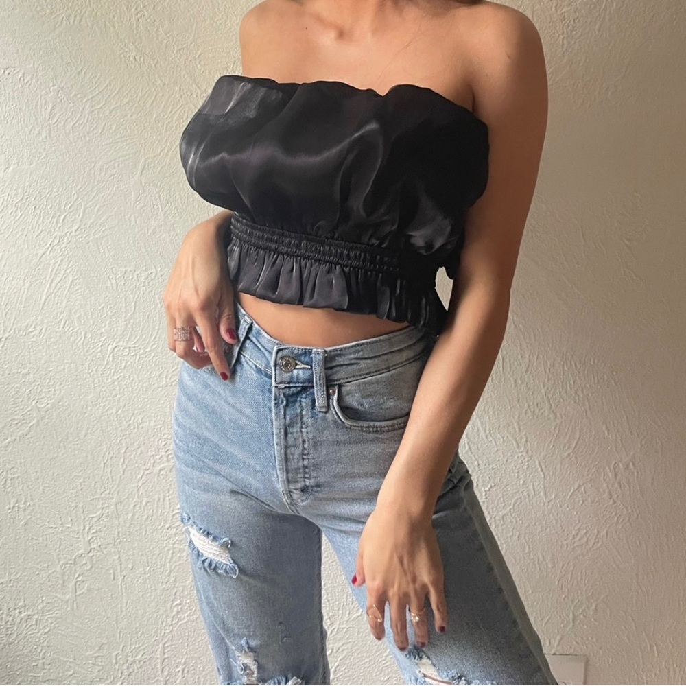 Bubble strapless top